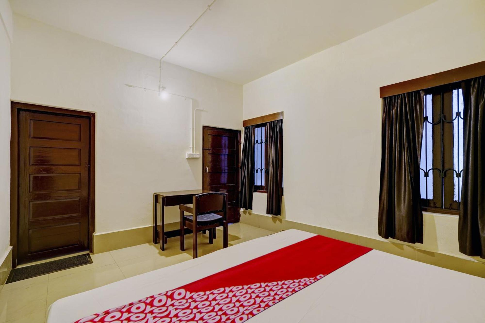 Super Hotel O Ceasar Palace Annex Thodupuzha Exterior foto
